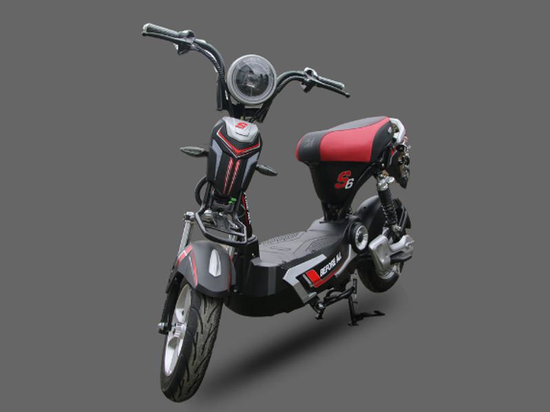 Xe máy điện S6